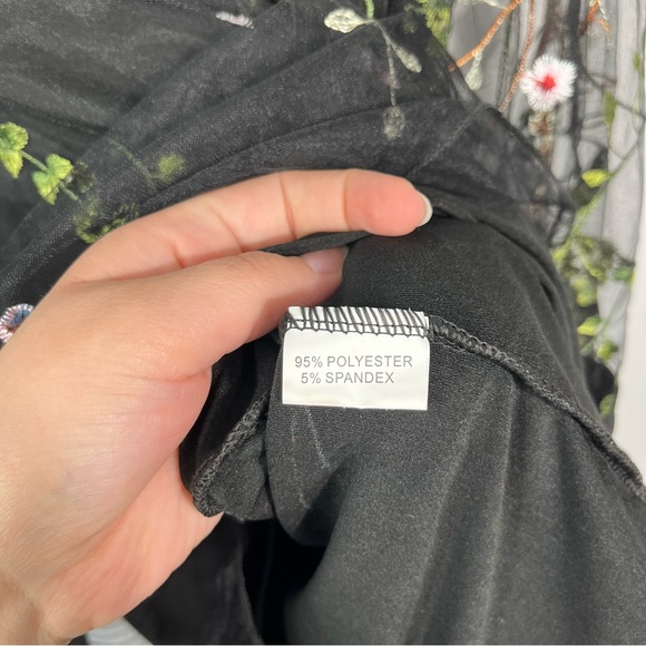 Habitat Black Embroidered Mesh Overlay Poncho Plus Size Blouse 3X Botanical - Picture 3 of 5